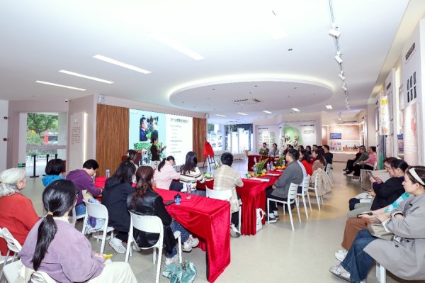 擒牛宝 智能生态疗愈空间亮相普陀，探索心理服务“无人化”新范式